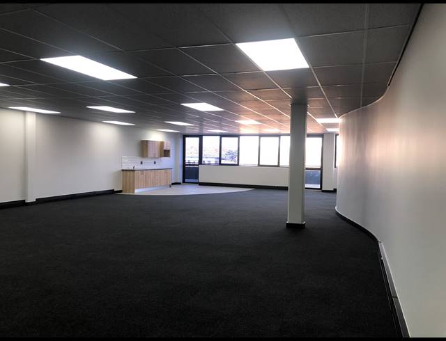 208M² OFFICE TO LET IN ROSEBANK